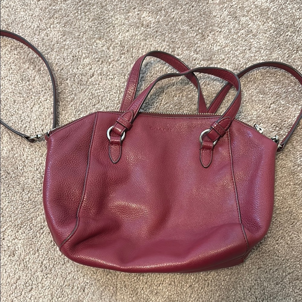 Coach Red Leather Shoulder Bag with Structured Design